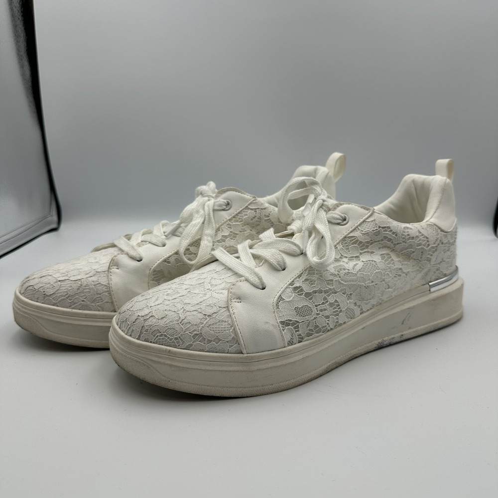 London Rag Flakes Lace Detail Low Platform‎ Sneakers Women's Size 9.5
